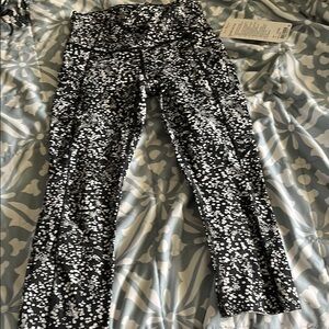 lululemon athletica fast and free crop II